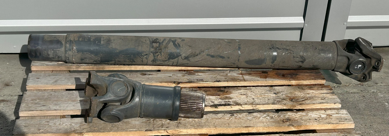 DAF CF EURO 6 440 DRIVE SHAFT LENGTH 1640 MM - Kardan: obrázek 1 DAF CF EURO 6 440 DRIVE SHAFT LENGTH 1640 MM - Kardan: obrázek 1