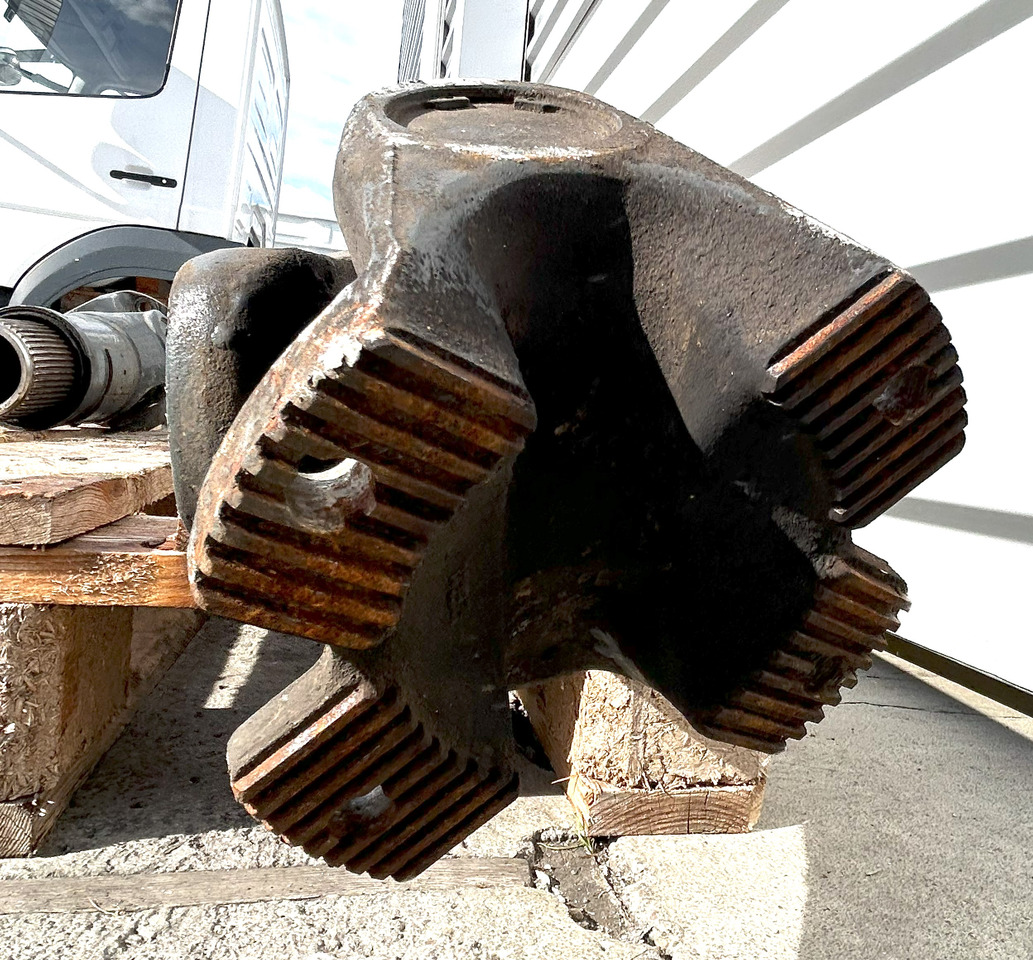 DAF CF EURO 6 440 DRIVE SHAFT LENGTH 1640 MM - Kardan: obrázek 4 DAF CF EURO 6 440 DRIVE SHAFT LENGTH 1640 MM - Kardan: obrázek 4