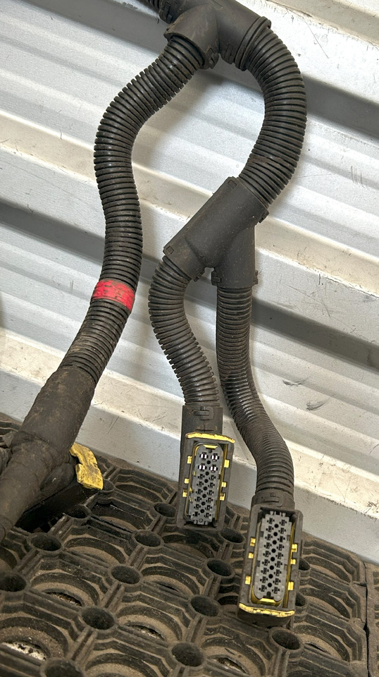 DAF CF EURO 6 CATALYTIC CONVERTER WIRING HARNESS - Výfukový systém: obrázek 2 DAF CF EURO 6 CATALYTIC CONVERTER WIRING HARNESS - Výfukový systém: obrázek 2
