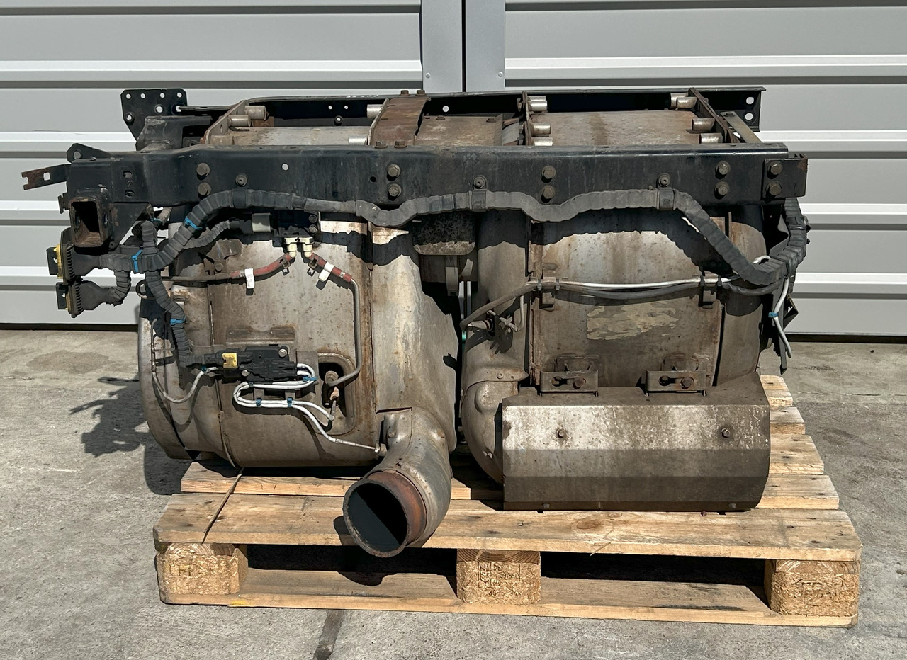 DAF CF EURO 6 COMPLETE CATALYTIC CONVERTER - Katalyzátor výfukových plynů pro Nákladní auto: obrázek 1 DAF CF EURO 6 COMPLETE CATALYTIC CONVERTER - Katalyzátor výfukových plynů pro Nákladní auto: obrázek 1
