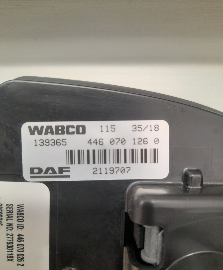 DAF XF 106 2119707   DAF XF 106 LIFT 2119707 truck - Kabina a interiér pro Nákladní auto: obrázek 3 DAF XF 106 2119707   DAF XF 106 LIFT 2119707 truck - Kabina a interiér pro Nákladní auto: obrázek 3