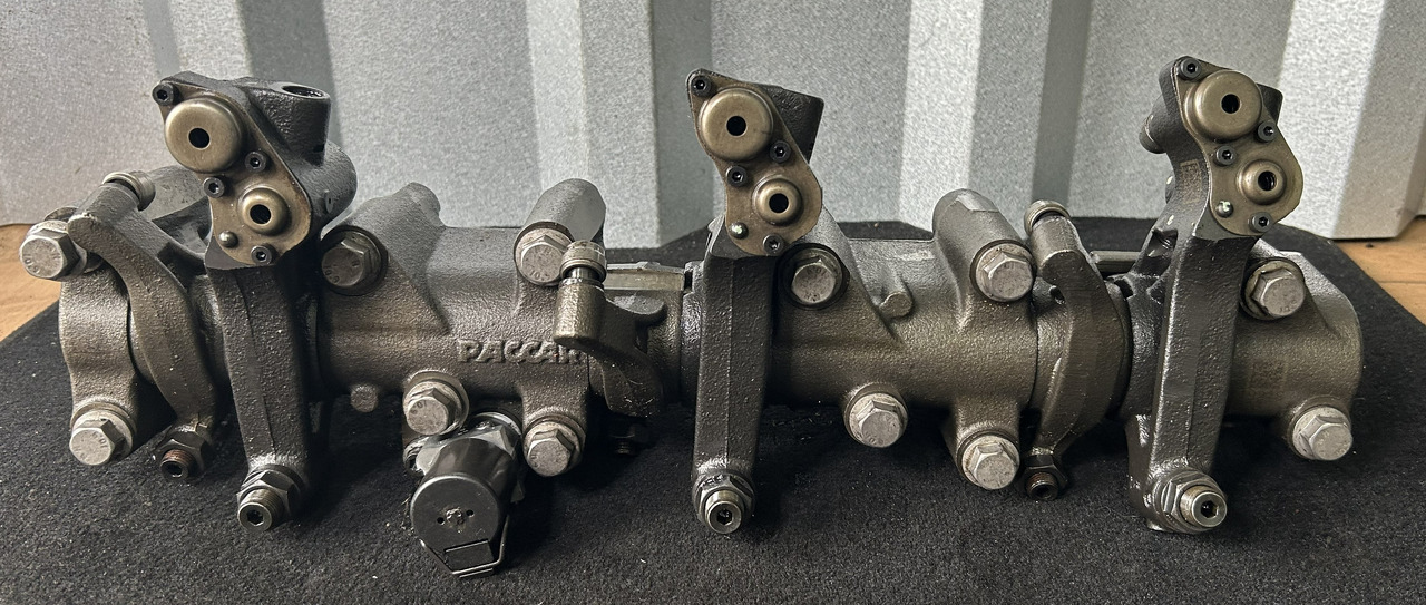 DAF XF 106 480 530 MX ROLLER ARM KEYPAD - Postrkovač: obrázek 1 DAF XF 106 480 530 MX ROLLER ARM KEYPAD - Postrkovač: obrázek 1