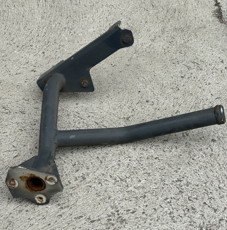 DAF XF 106 480 AIR FILTER HOUSING SUPPORT - Aerodynamika/ Spoilery: obrázek 3 DAF XF 106 480 AIR FILTER HOUSING SUPPORT - Aerodynamika/ Spoilery: obrázek 3