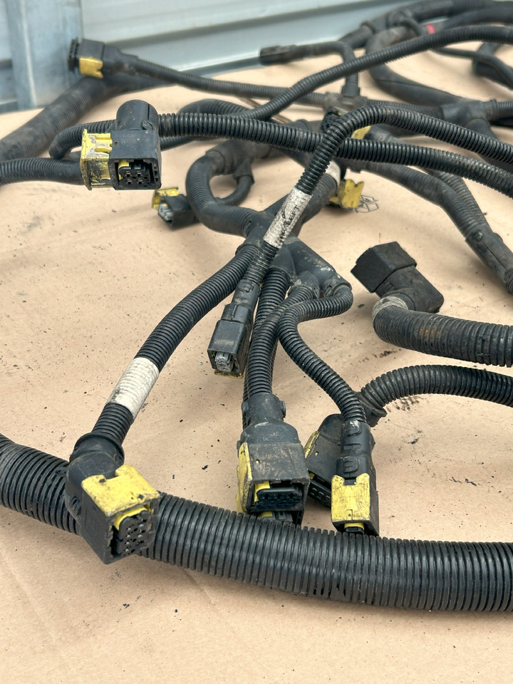 DAF XF 106 CHASSIS MAIN ELECTRICAL HARNESS - Kabely/ Vodiče: obrázek 2 DAF XF 106 CHASSIS MAIN ELECTRICAL HARNESS - Kabely/ Vodiče: obrázek 2
