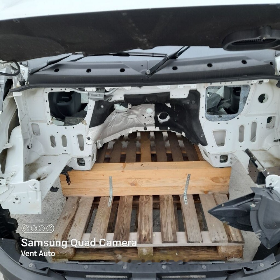 IVECO DAILY VII IVECO Daily VII 2019-2024 light - Kabina pro Nákladní auto: obrázek 5 IVECO DAILY VII IVECO Daily VII 2019-2024 light - Kabina pro Nákladní auto: obrázek 5