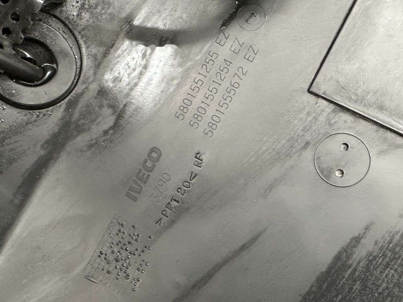 IVECO EUROCARGO 5801551254 IVECO 5801551254 R - Křídlo pro Nákladní auto: obrázek 3 IVECO EUROCARGO 5801551254 IVECO 5801551254 R - Křídlo pro Nákladní auto: obrázek 3