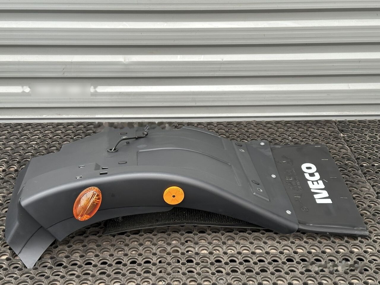 IVECO EUROCARGO 5801551258 - Křídlo pro Nákladní auto: obrázek 3 IVECO EUROCARGO 5801551258 - Křídlo pro Nákladní auto: obrázek 3