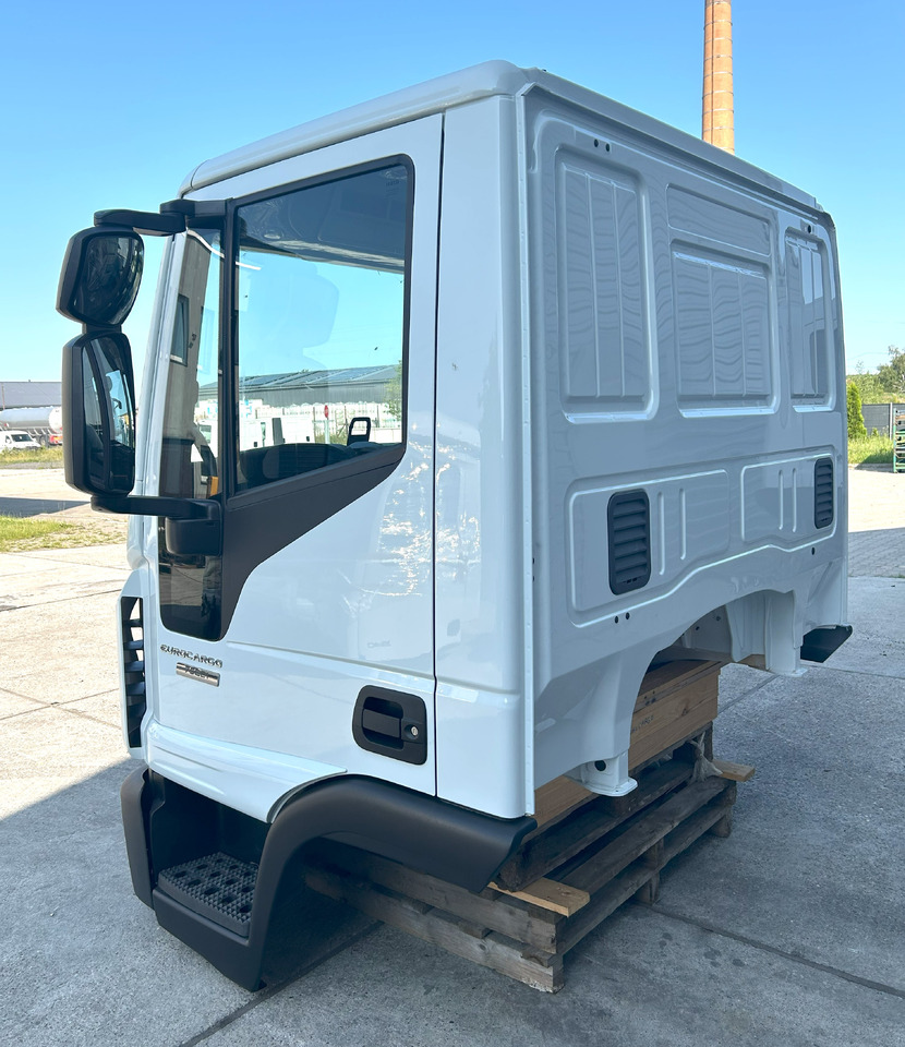 IVECO Eurocargo 75 DAY cabine Fahrerhaus Cab 2025 - Kabina pro Osobní auto: obrázek 5 IVECO Eurocargo 75 DAY cabine Fahrerhaus Cab 2025 - Kabina pro Osobní auto: obrázek 5