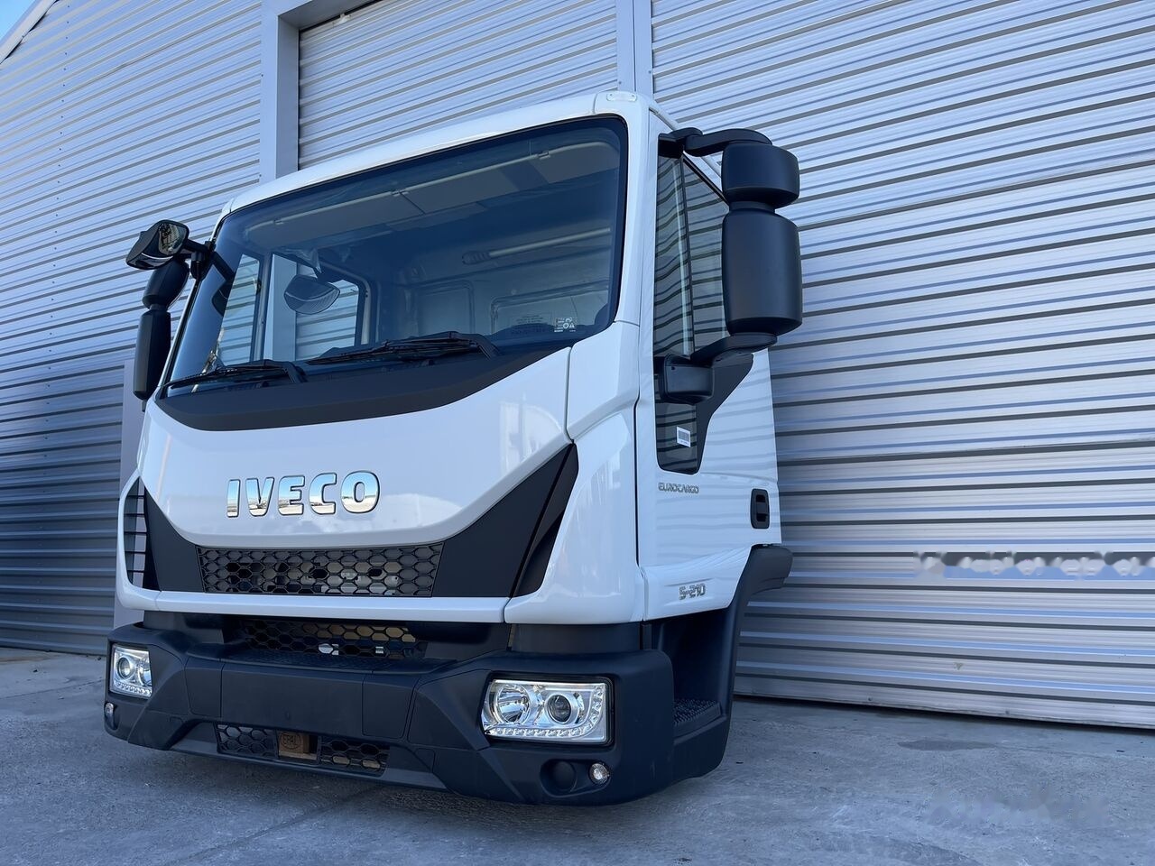 IVECO Eurocargo for IVECO Eurocargo DAY cabine - Kabina pro Osobní auto: obrázek 1 IVECO Eurocargo for IVECO Eurocargo DAY cabine - Kabina pro Osobní auto: obrázek 1