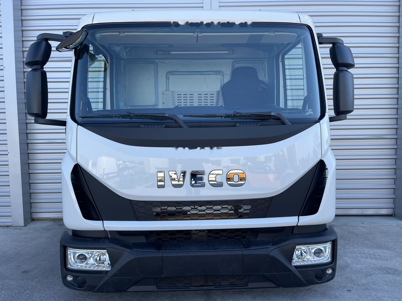 IVECO Eurocargo for IVECO Eurocargo DAY cabine - Kabina pro Osobní auto: obrázek 4 IVECO Eurocargo for IVECO Eurocargo DAY cabine - Kabina pro Osobní auto: obrázek 4