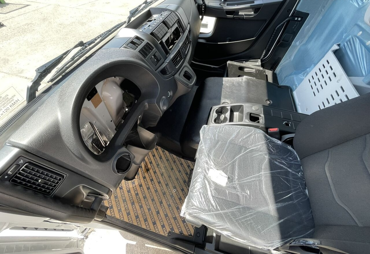 Nový Kabina pro Osobní auto IVECO Eurocargo for IVECO Eurocargo DAY cabine: obrázek 7 Nový Kabina pro Osobní auto IVECO Eurocargo for IVECO Eurocargo DAY cabine: obrázek 7