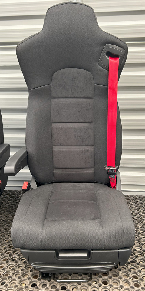Nový Sedaček IVECO NEW SET OF SEATS IVECO S-WAY: obrázek 10