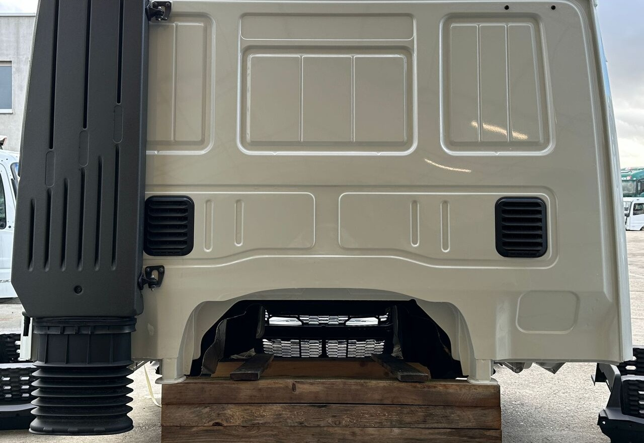 IVECO S-WAY truck - Kabina pro Nákladní auto: obrázek 2 IVECO S-WAY truck - Kabina pro Nákladní auto: obrázek 2