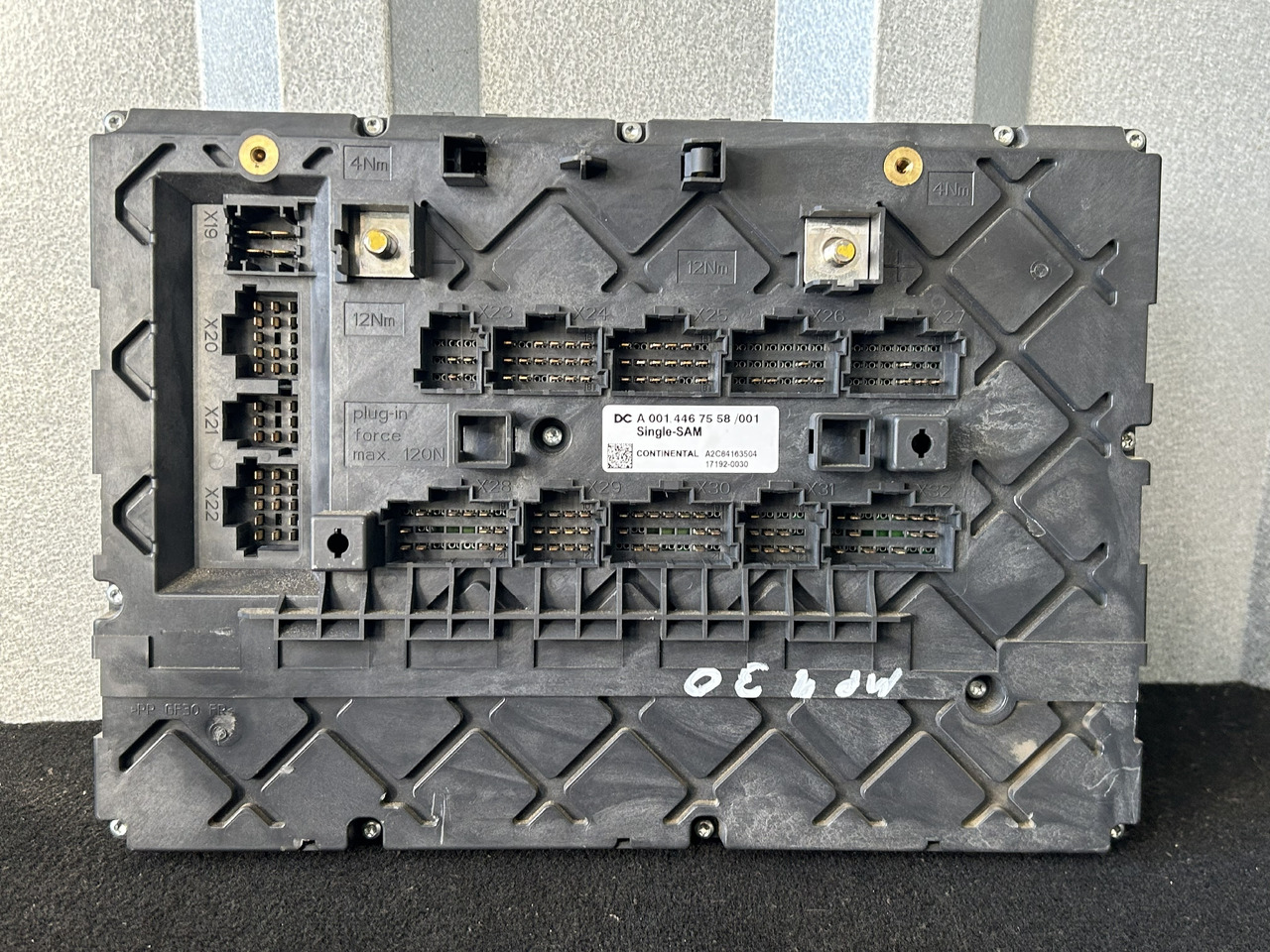 MERCEDES ACTROS MP4 A FUSE MODULE SAM - Pojistka: obrázek 2 MERCEDES ACTROS MP4 A FUSE MODULE SAM - Pojistka: obrázek 2