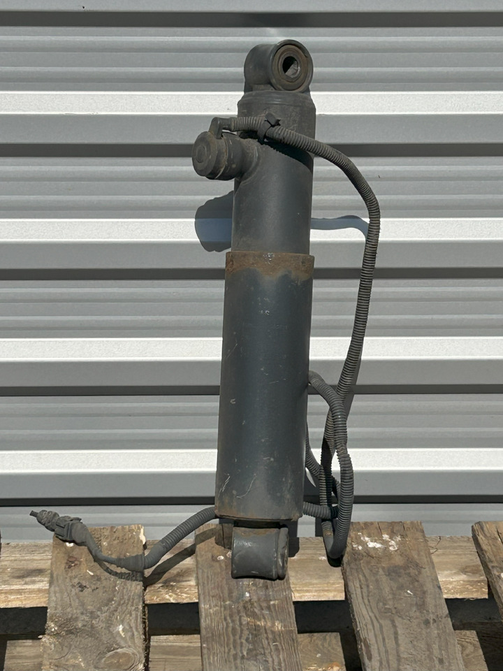 MERCEDES ACTROS MP4 SUSPENSION SHOCK ABSORBER - Tlumiče: obrázek 1 MERCEDES ACTROS MP4 SUSPENSION SHOCK ABSORBER - Tlumiče: obrázek 1