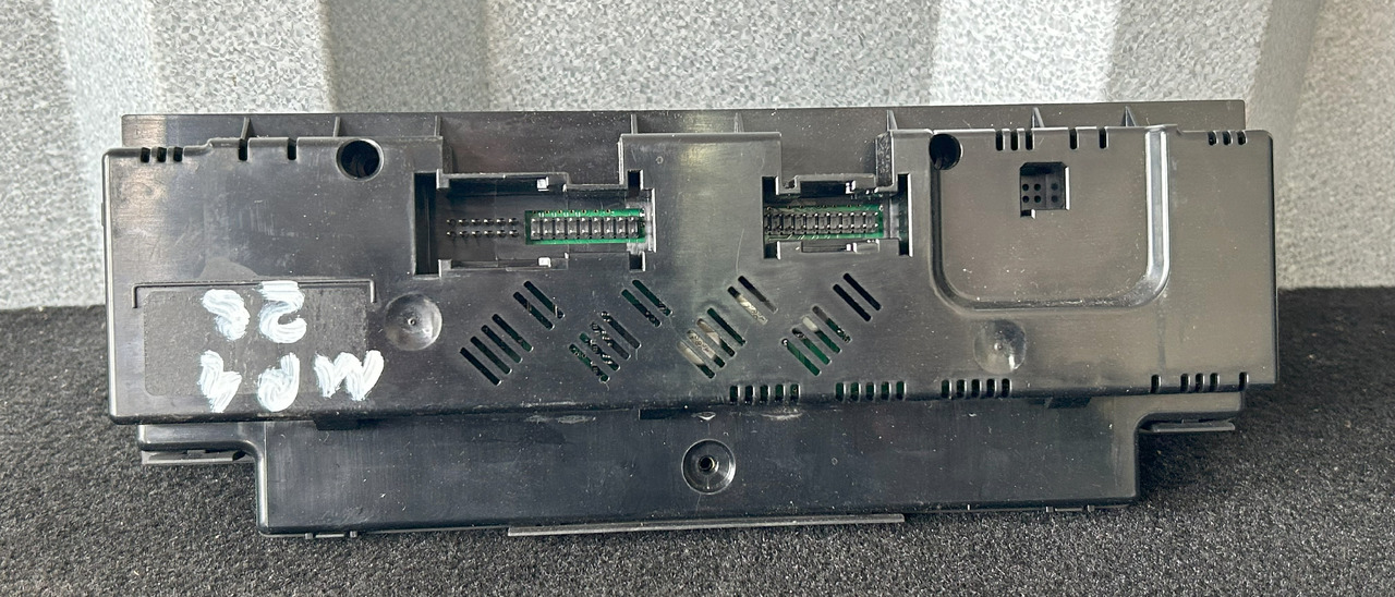 MERCEDES AIR CONDITIONING CONTROL PANEL AROCS MP4 - Díl klimatizace: obrázek 2 MERCEDES AIR CONDITIONING CONTROL PANEL AROCS MP4 - Díl klimatizace: obrázek 2