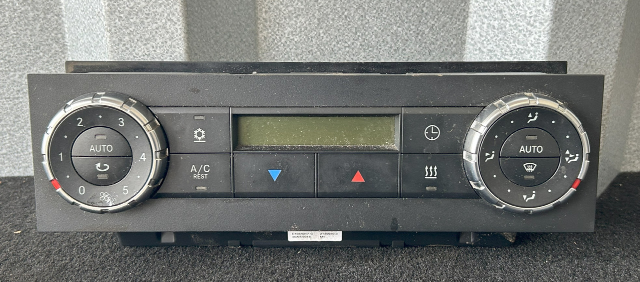 MERCEDES AIR CONDITIONING CONTROL PANEL AROCS MP4 - Díl klimatizace: obrázek 1 MERCEDES AIR CONDITIONING CONTROL PANEL AROCS MP4 - Díl klimatizace: obrázek 1