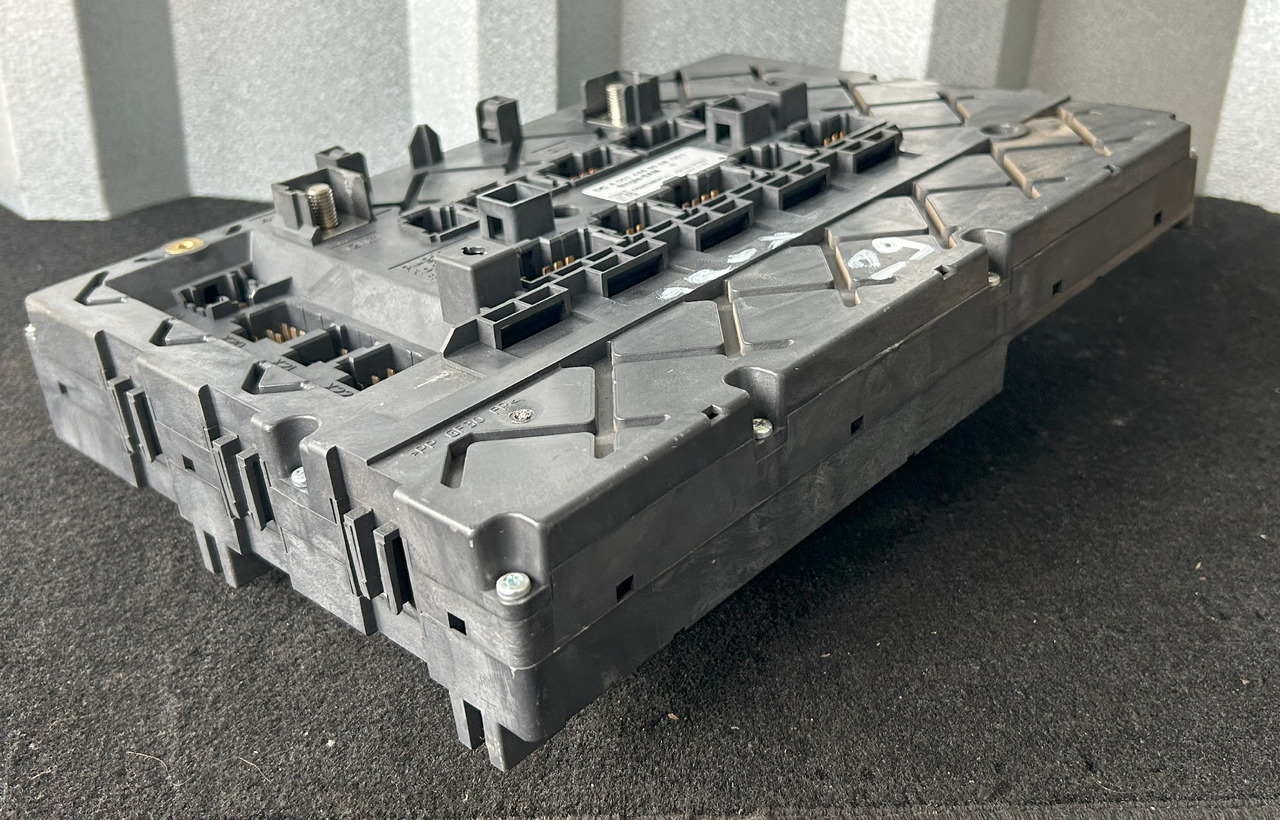 MERCEDES AROCS MP4 A FUSE MODULE SAM - Pojistka: obrázek 5 MERCEDES AROCS MP4 A FUSE MODULE SAM - Pojistka: obrázek 5