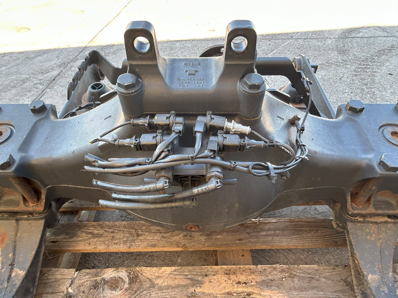 MERCEDES AROCS MP4 AXLE + HUBS + DRIVE DRIVES + STABILIZER RATIO 3,714 - Zadní náprava: obrázek 4 MERCEDES AROCS MP4 AXLE + HUBS + DRIVE DRIVES + STABILIZER RATIO 3,714 - Zadní náprava: obrázek 4