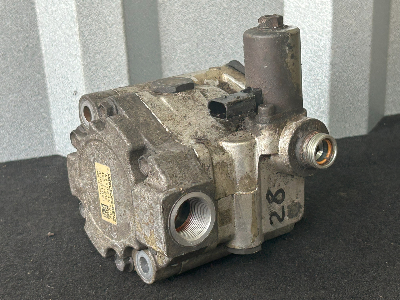 MERCEDES-BENZ ACTROS MP4 POWER STEERING PUMP - Čerpadlo hydraulického zesilovače pro Nákladní auto: obrázek 3 MERCEDES-BENZ ACTROS MP4 POWER STEERING PUMP - Čerpadlo hydraulického zesilovače pro Nákladní auto: obrázek 3