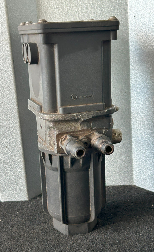 MERCEDES-BENZ AROCS MP4 ADBLUE PUMP - Výfukový systém pro Nákladní auto: obrázek 4 MERCEDES-BENZ AROCS MP4 ADBLUE PUMP - Výfukový systém pro Nákladní auto: obrázek 4