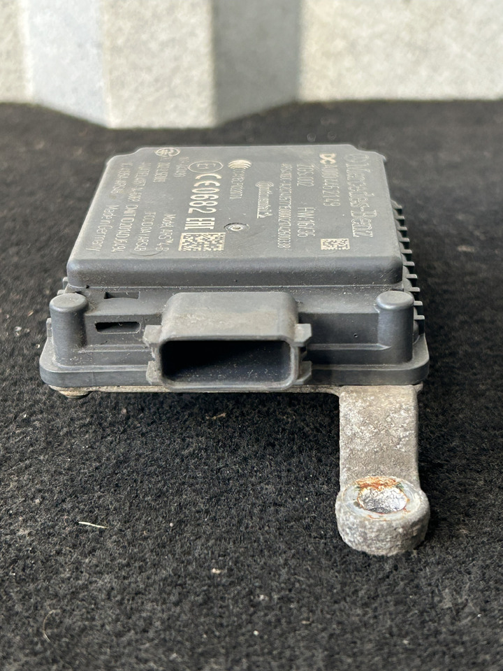 MERCEDES-BENZ RADAR DISTRONIC ACTROS MP4 - Řídicí blok: obrázek 3 MERCEDES-BENZ RADAR DISTRONIC ACTROS MP4 - Řídicí blok: obrázek 3