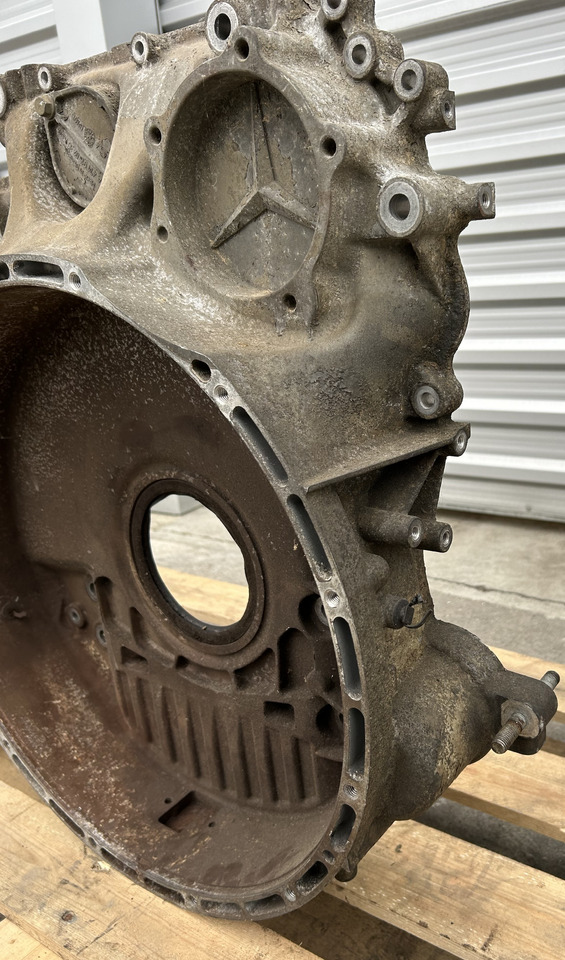MERCEDES CLUTCH TIMING HOUSING ACTROS MP4 - Rozvodový hřídel: obrázek 3 MERCEDES CLUTCH TIMING HOUSING ACTROS MP4 - Rozvodový hřídel: obrázek 3