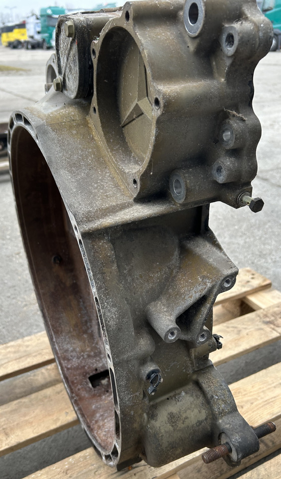 MERCEDES CLUTCH TIMING HOUSING ACTROS MP4 - Rozvodový hřídel: obrázek 5 MERCEDES CLUTCH TIMING HOUSING ACTROS MP4 - Rozvodový hřídel: obrázek 5