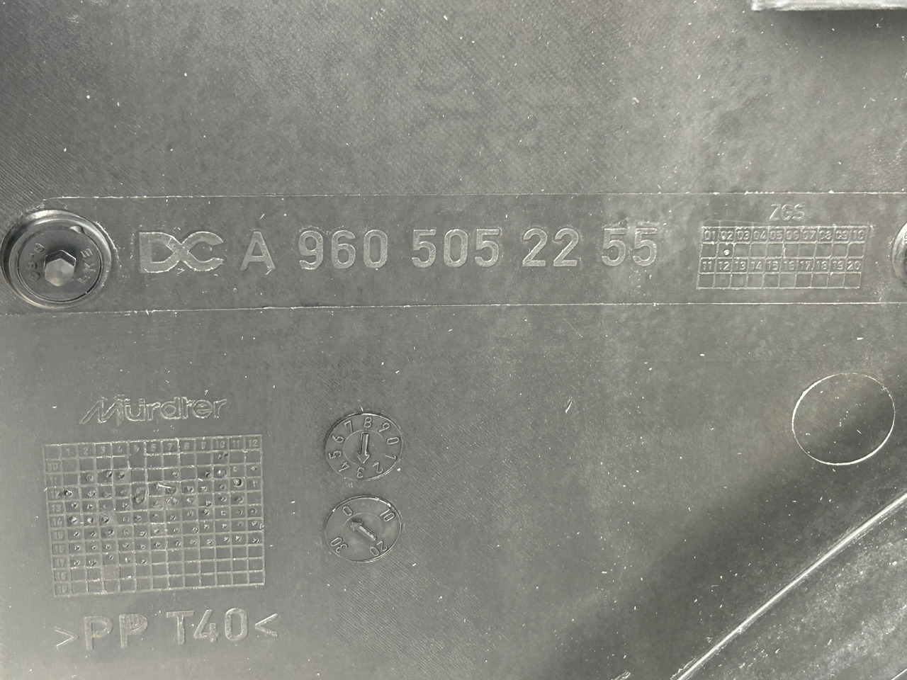 Mercedes ACTROS MP4 COOLERS SET - Chladič: obrázek 4 Mercedes ACTROS MP4 COOLERS SET - Chladič: obrázek 4