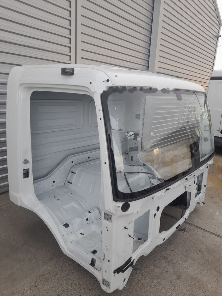 Mercedes-Benz Atego truck - Kabina pro Nákladní auto: obrázek 2 Mercedes-Benz Atego truck - Kabina pro Nákladní auto: obrázek 2