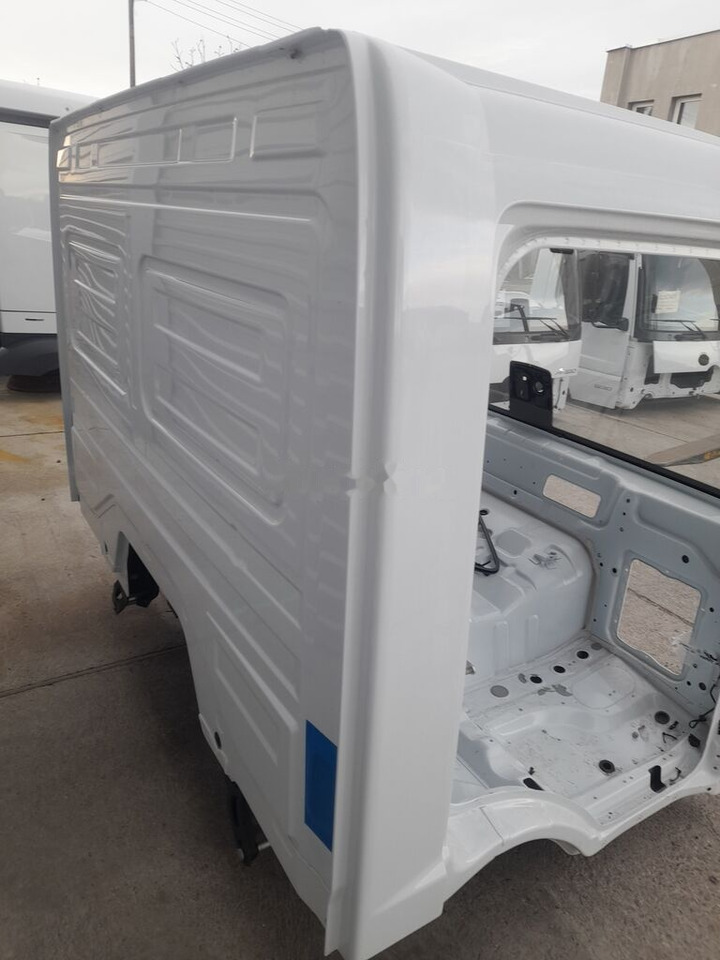 Mercedes-Benz Atego truck - Kabina pro Nákladní auto: obrázek 4 Mercedes-Benz Atego truck - Kabina pro Nákladní auto: obrázek 4