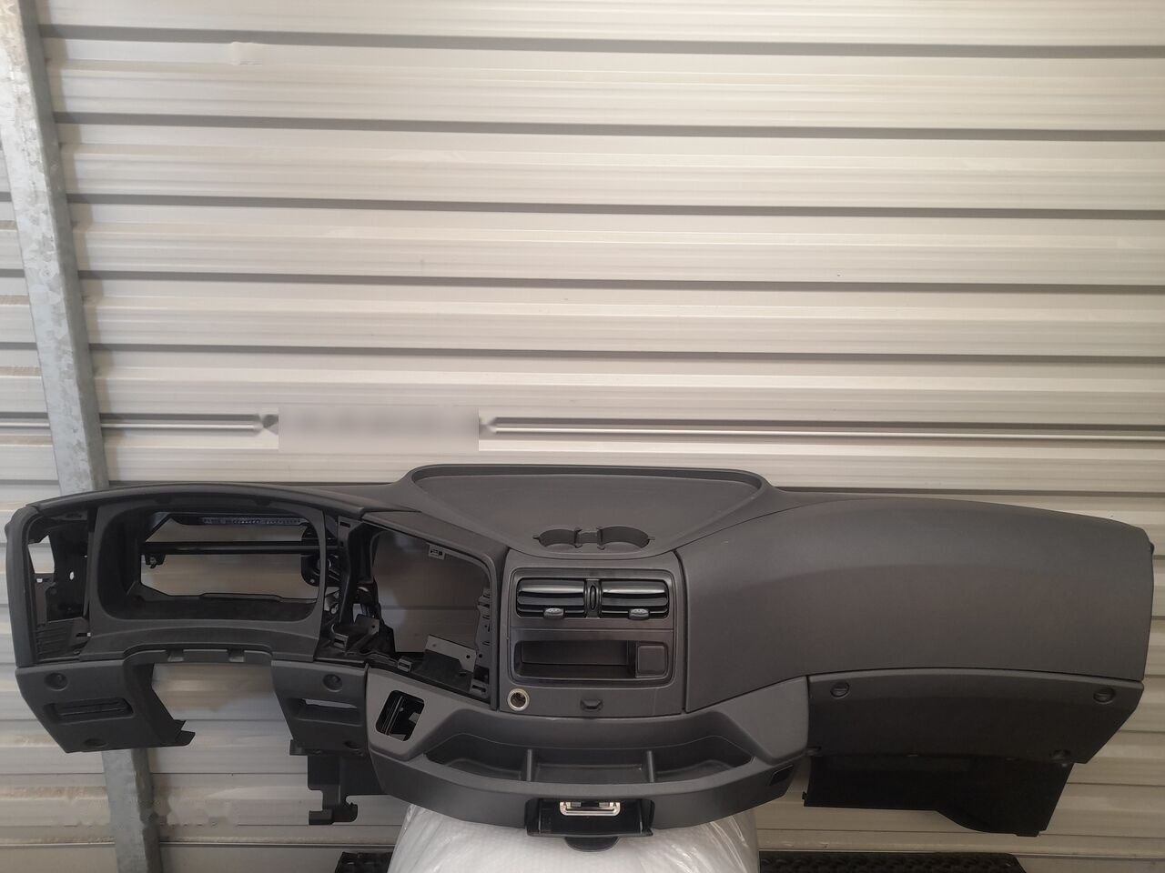 Mercedes-Benz MERCEDES ATEGO 2023 - Palubní deska pro Nákladní auto: obrázek 1 Mercedes-Benz MERCEDES ATEGO 2023 - Palubní deska pro Nákladní auto: obrázek 1