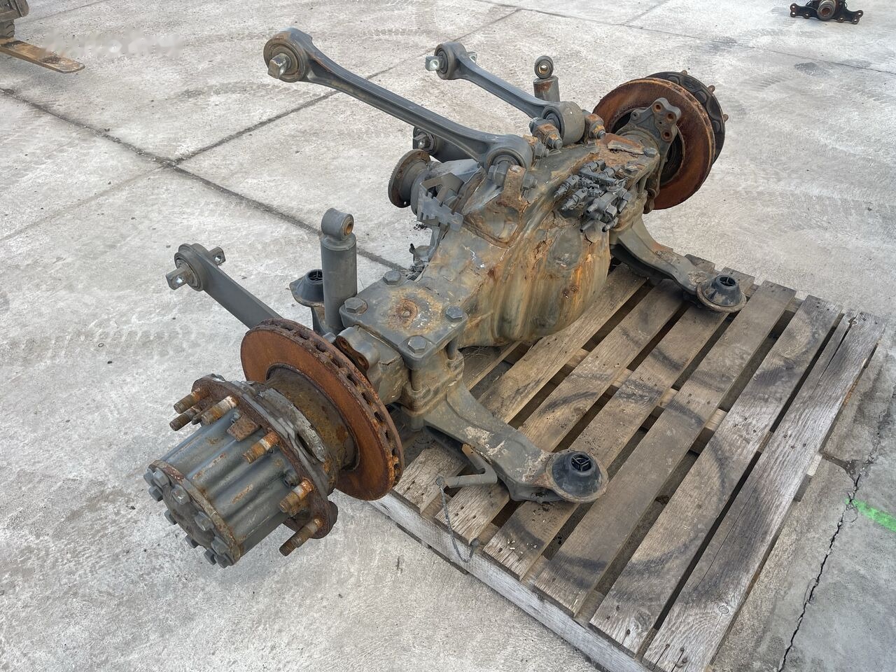 Mercedes-Benz R440-13 2.277   Mercedes-Benz MP4 truck - Zadní náprava pro Nákladní auto: obrázek 4 Mercedes-Benz R440-13 2.277   Mercedes-Benz MP4 truck - Zadní náprava pro Nákladní auto: obrázek 4