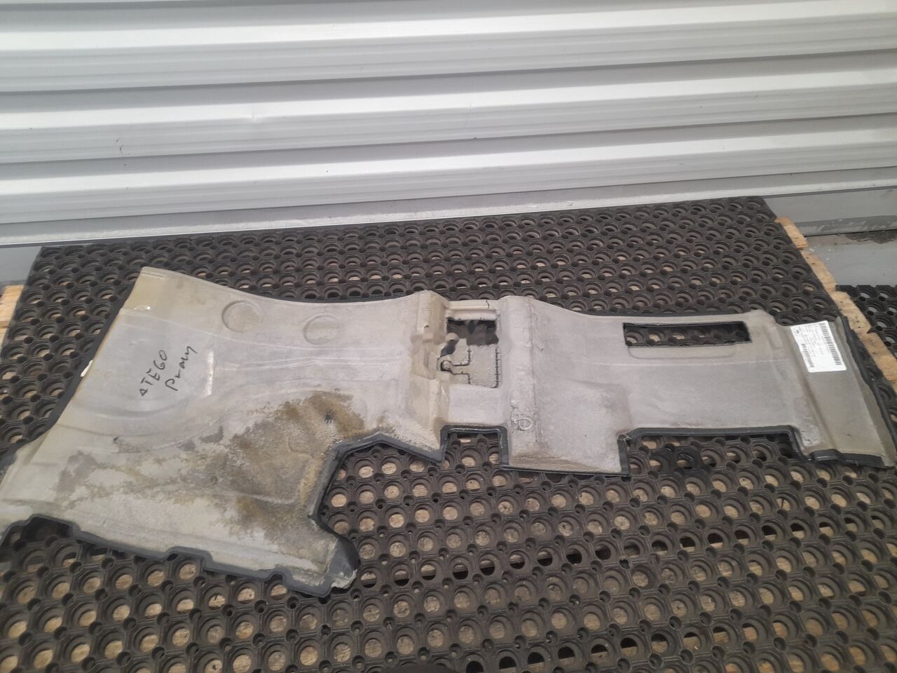 WYŁADZINA KABINY L Mercedes-Benz ATEGO A9406803503 - Kabina a interiér pro Nákladní auto: obrázek 2 WYŁADZINA KABINY L Mercedes-Benz ATEGO A9406803503 - Kabina a interiér pro Nákladní auto: obrázek 2