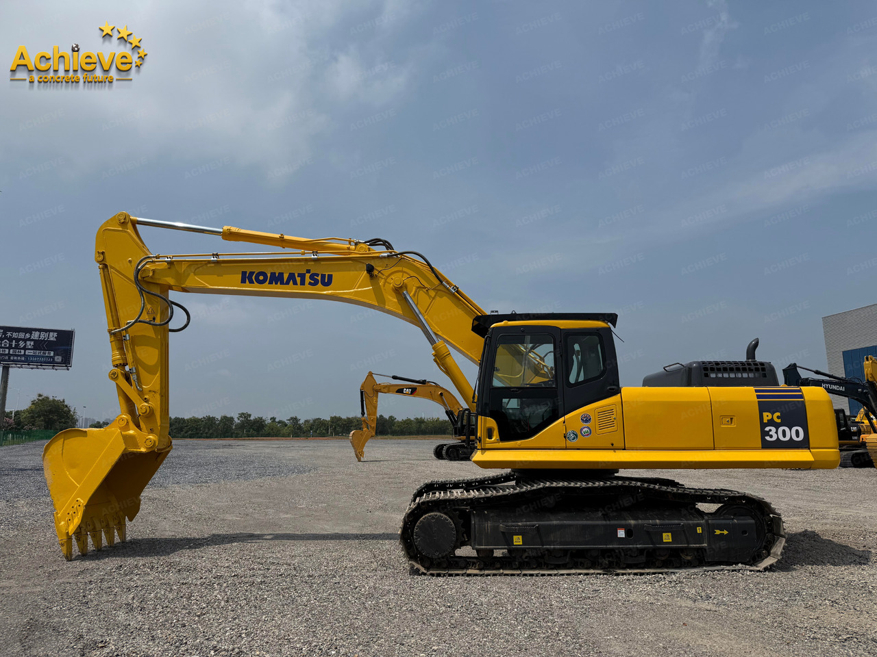 Komatsu hydraulic excavator PC300-8M0 187 /1950KW/rpm 1.4-2.0m³ 32000kg Remanufactured【ACHIEVE】 TOP CONDITION!!! - Pásové rýpadlo: obrázek 2 Komatsu hydraulic excavator PC300-8M0 187 /1950KW/rpm 1.4-2.0m³ 32000kg Remanufactured【ACHIEVE】 TOP CONDITION!!! - Pásové rýpadlo: obrázek 2