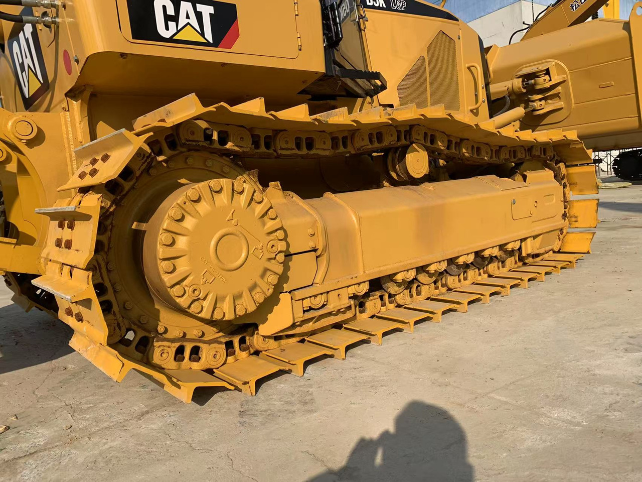 Caterpillar Bulldozer CAT D5G, D5K Good Price Japan Origin Tractor - Buldozer: obrázek 5 Caterpillar Bulldozer CAT D5G, D5K Good Price Japan Origin Tractor - Buldozer: obrázek 5