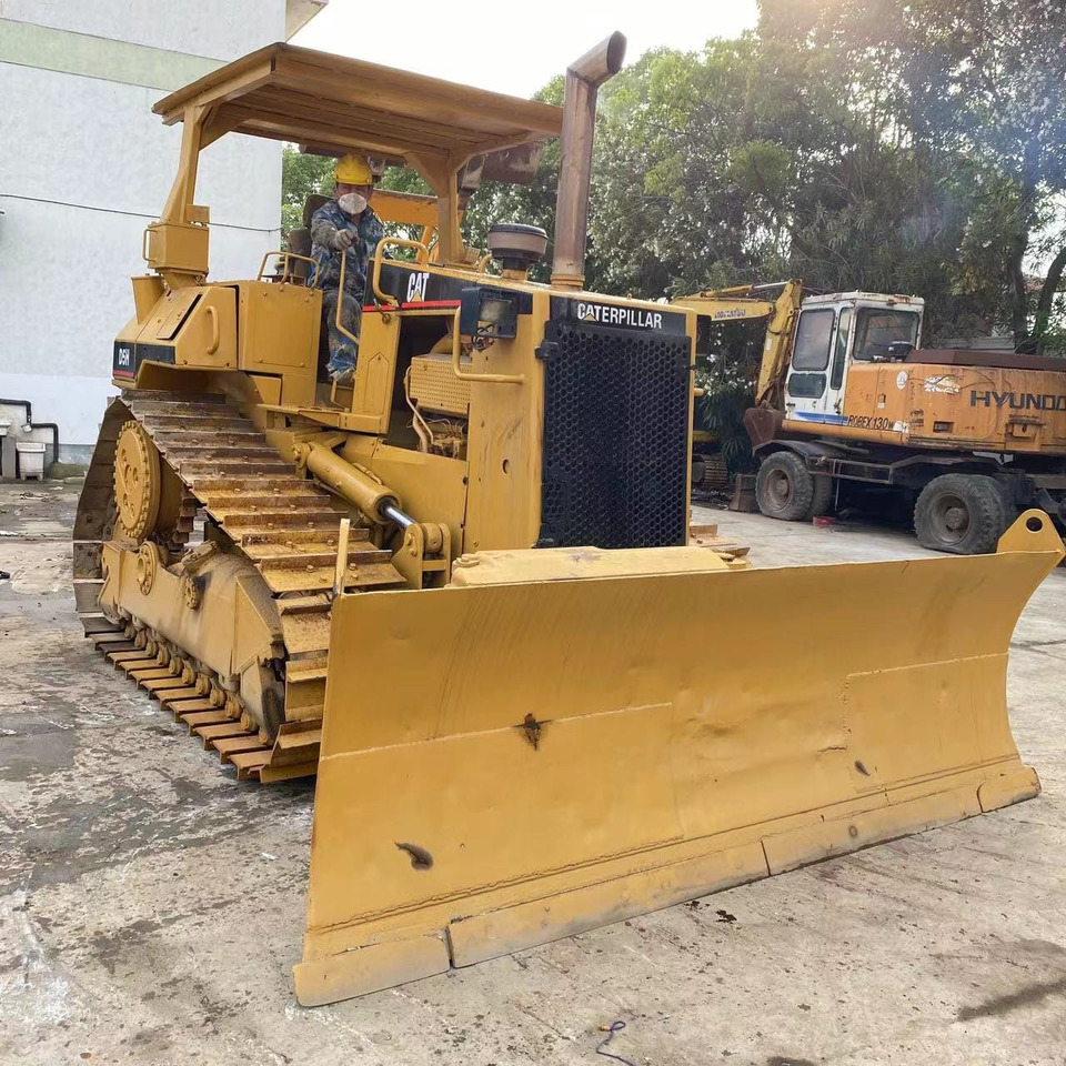 Caterpillar Bulldozer CAT D5H, D5K Cheap Japan Origin Bulldozer - Buldozer: obrázek 2 Caterpillar Bulldozer CAT D5H, D5K Cheap Japan Origin Bulldozer - Buldozer: obrázek 2