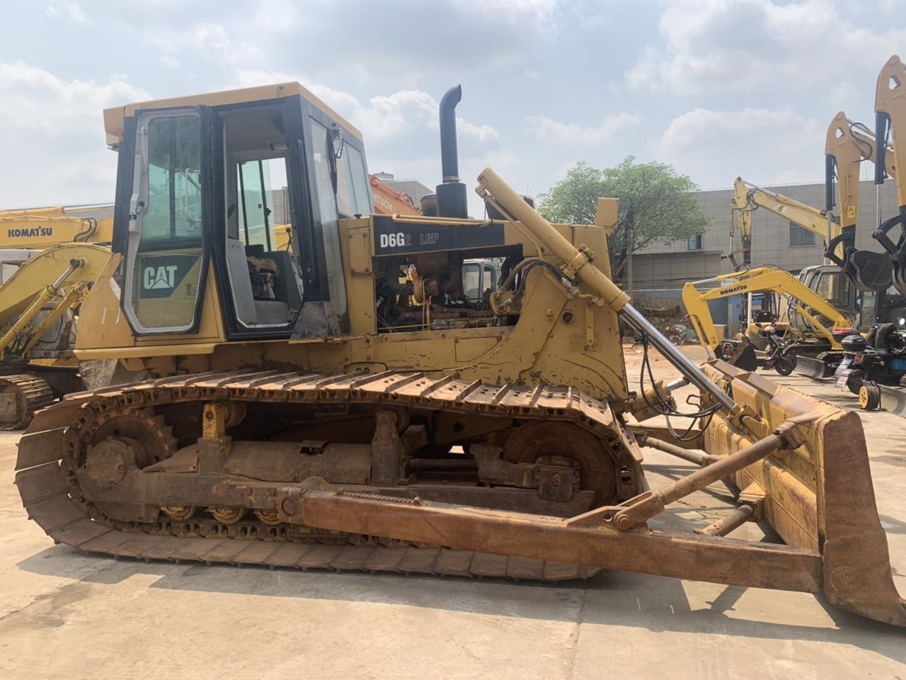 Caterpillar Bulldozer CAT D7G, D7G LGP Original Color - Buldozer: obrázek 2 Caterpillar Bulldozer CAT D7G, D7G LGP Original Color - Buldozer: obrázek 2
