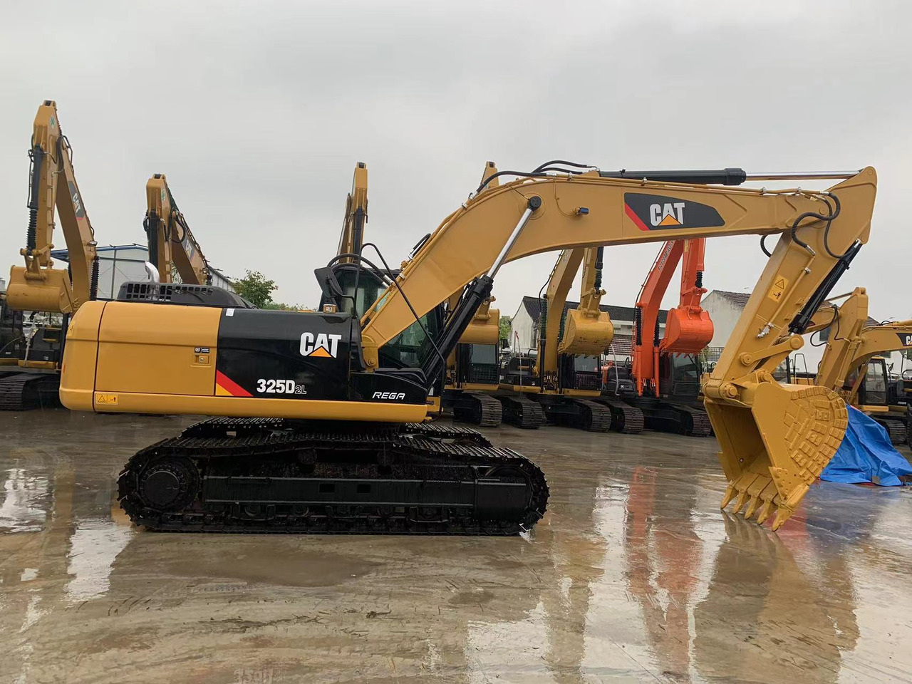 Caterpillar Construction Machine 25 ton Excavator CAT 325D, 325CL, 325BL - Pásové rýpadlo: obrázek 4 Caterpillar Construction Machine 25 ton Excavator CAT 325D, 325CL, 325BL - Pásové rýpadlo: obrázek 4