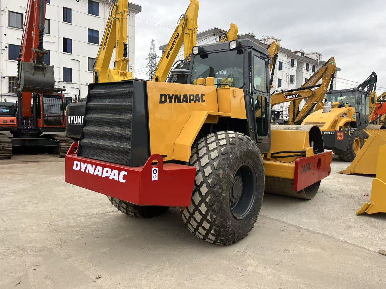 Dynapac Vibratory Road roller CA30D, CA25D Good Price on Sale - Silniční válec: obrázek 4 Dynapac Vibratory Road roller CA30D, CA25D Good Price on Sale - Silniční válec: obrázek 4