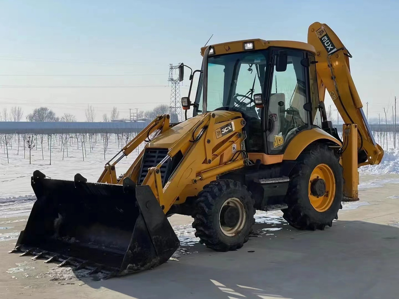 JCB 3CX Used Backhoe Loader with Hammer - Rýpadlo-nakladač: obrázek 1 JCB 3CX Used Backhoe Loader with Hammer - Rýpadlo-nakladač: obrázek 1