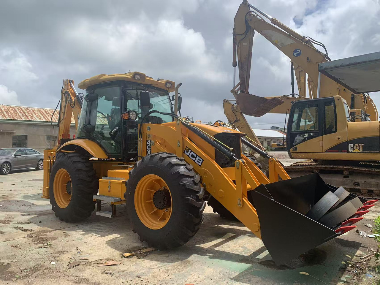 JCB 4X4 Backhoe Loader 4CX, 3CX - Rýpadlo-nakladač: obrázek 5 JCB 4X4 Backhoe Loader 4CX, 3CX - Rýpadlo-nakladač: obrázek 5