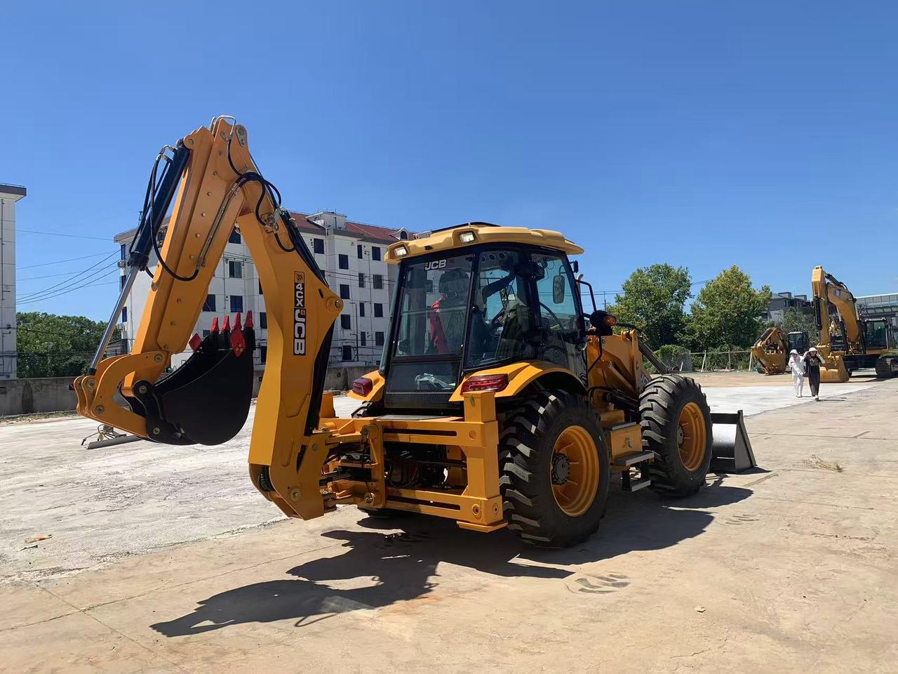 JCB Backhoe Loader 4CX, 4DX Good Price on Sale - Rýpadlo-nakladač: obrázek 4 JCB Backhoe Loader 4CX, 4DX Good Price on Sale - Rýpadlo-nakladač: obrázek 4