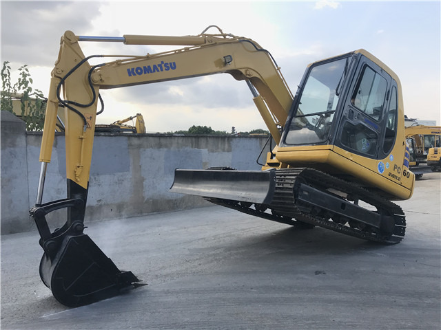 Komatsu PC60 Excavator 6 ton Small Digger Made in Japan - Pásové rýpadlo: obrázek 4 Komatsu PC60 Excavator 6 ton Small Digger Made in Japan - Pásové rýpadlo: obrázek 4
