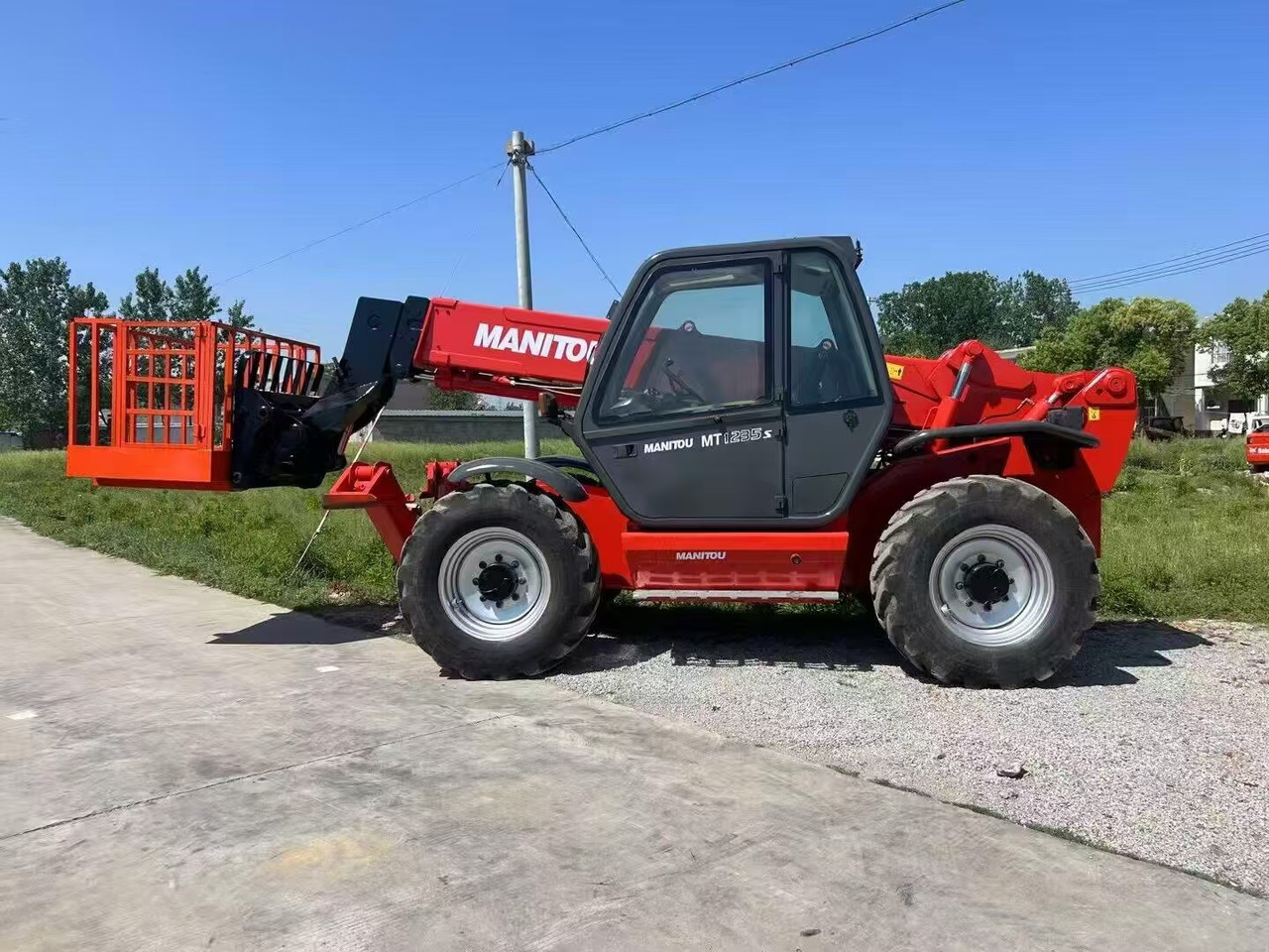 MANITOU 1235S Telehandler Secondhand Condition Forklift with Telescopic Boom - Teleskopický manipulátor: obrázek 1 MANITOU 1235S Telehandler Secondhand Condition Forklift with Telescopic Boom - Teleskopický manipulátor: obrázek 1