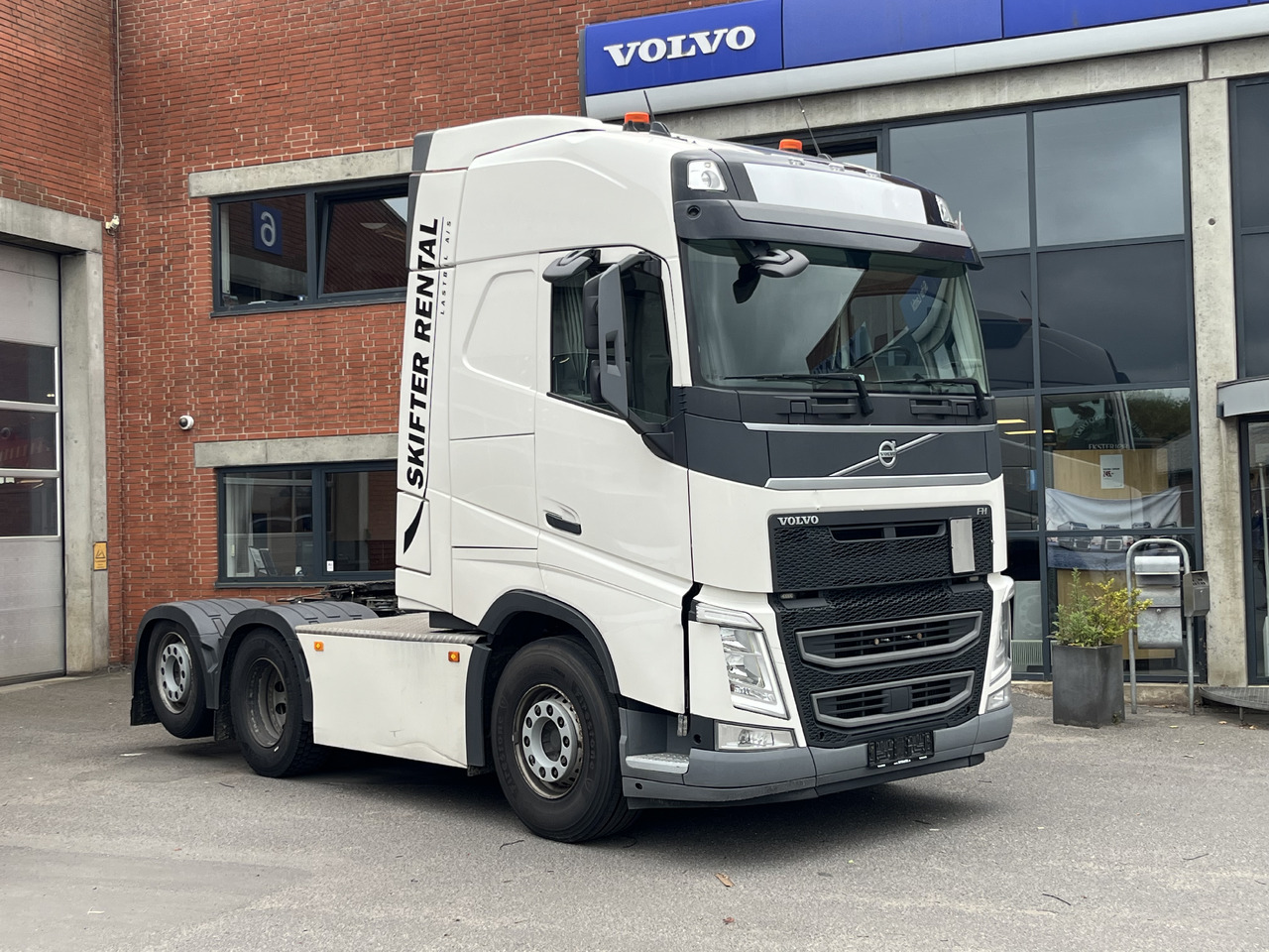 Volvo FH 500TC 6x2 - Tahač: obrázek 1 Volvo FH 500TC 6x2 - Tahač: obrázek 1