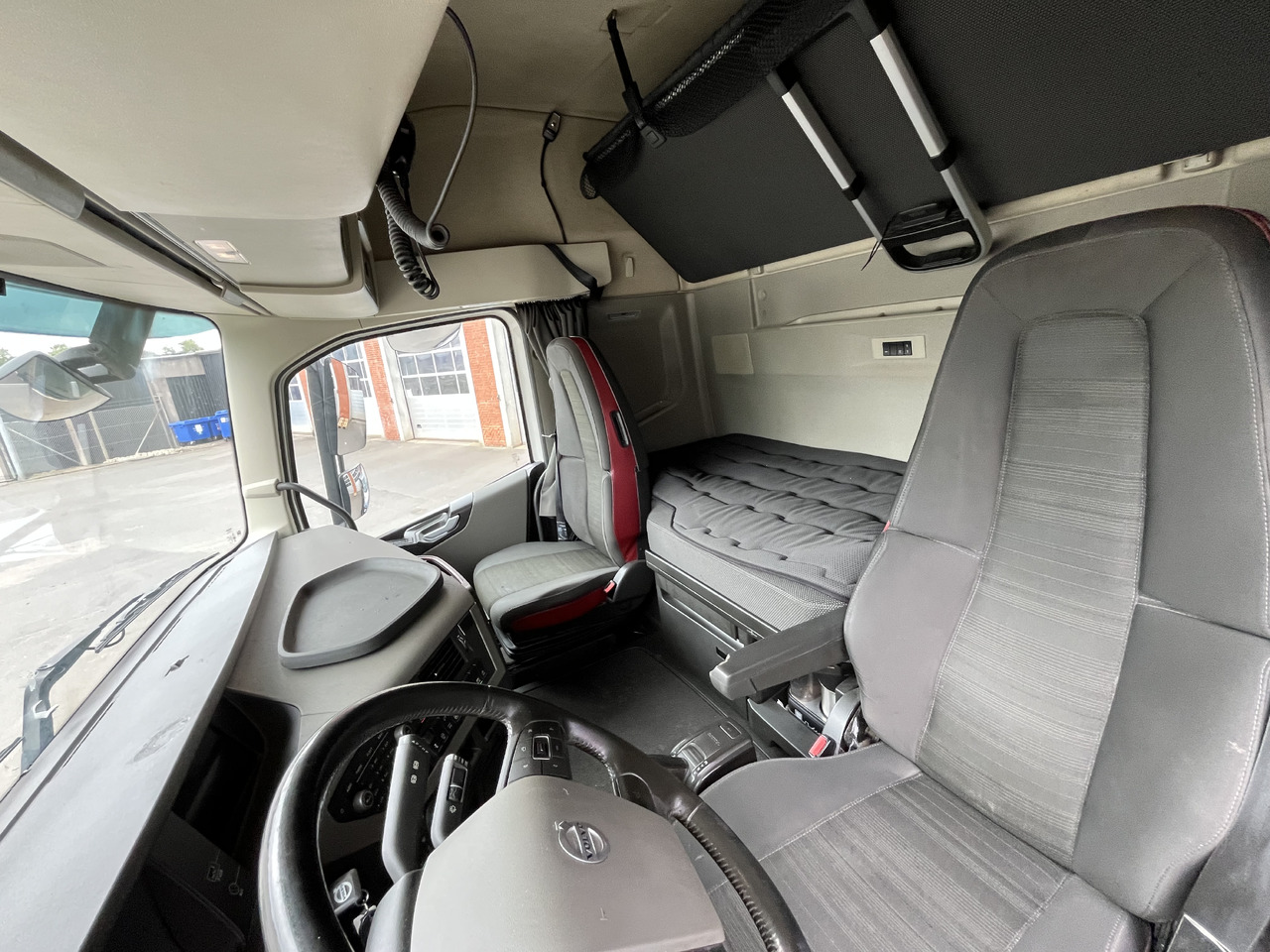 Volvo FH500 6x2 - Tahač: obrázek 4 Volvo FH500 6x2 - Tahač: obrázek 4