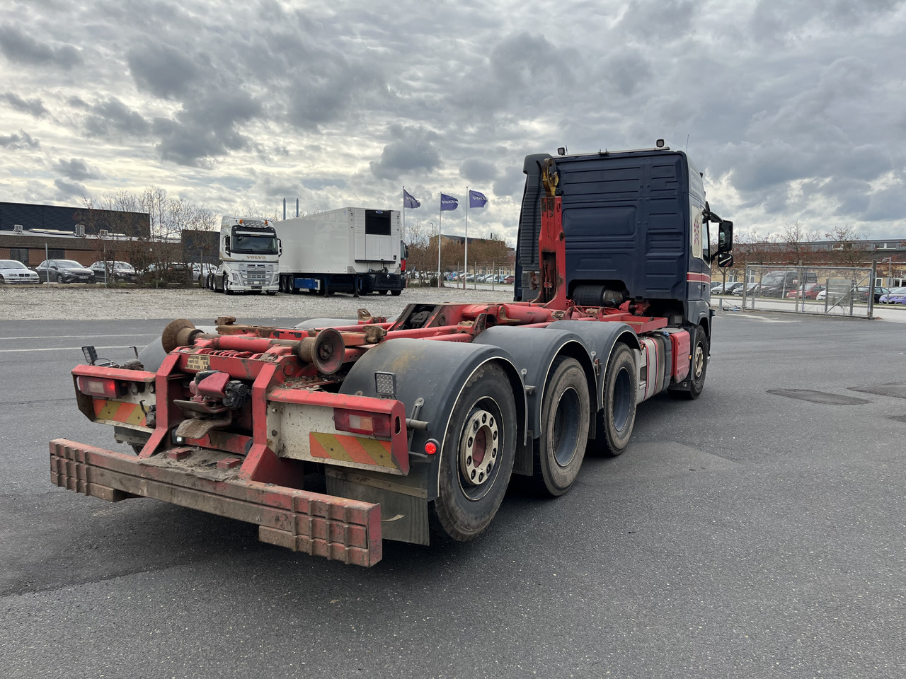 Volvo FM 500 8x4 - Hákový nosič kontejnerů: obrázek 4 Volvo FM 500 8x4 - Hákový nosič kontejnerů: obrázek 4