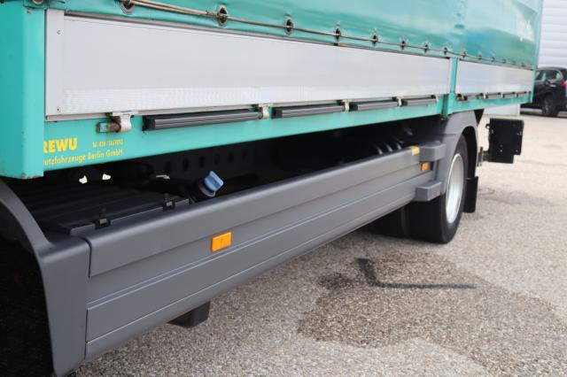 Mercedes-Benz Atego 1221 L - Plachtový nákladní auto: obrázek 4 Mercedes-Benz Atego 1221 L - Plachtový nákladní auto: obrázek 4