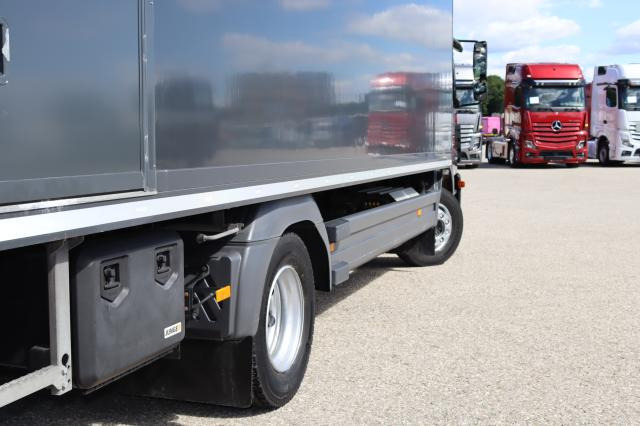 Mercedes-Benz Atego 1223 L - Skříňový nákladní auto: obrázek 5 Mercedes-Benz Atego 1223 L - Skříňový nákladní auto: obrázek 5